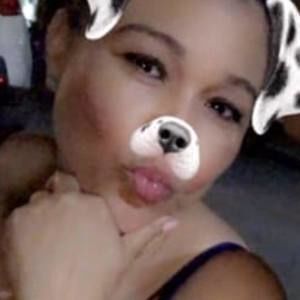 Meet your Posher, Cristina